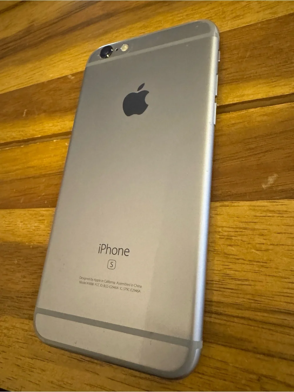 Apple iPhone 6s Silver with Original Box